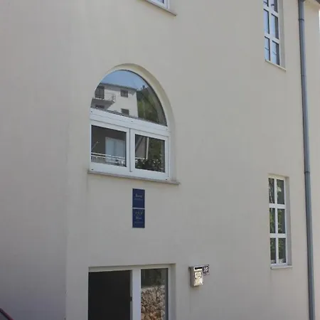 With Parking Space Stanici, Omis - 10360 Lejlighed